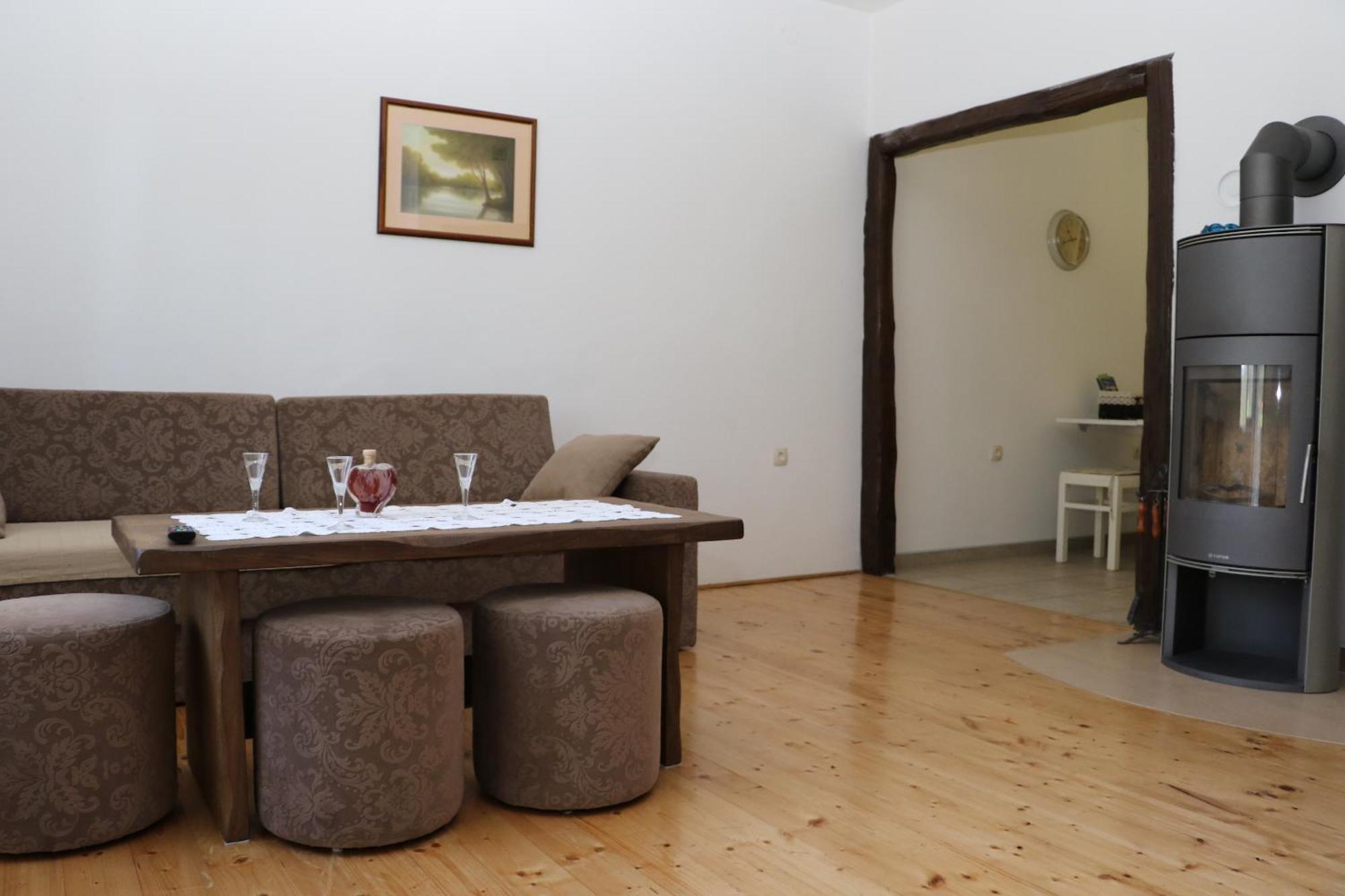 Rudanovac Holiday Home "Iris" Near Plitvice Lakes מראה חיצוני תמונה